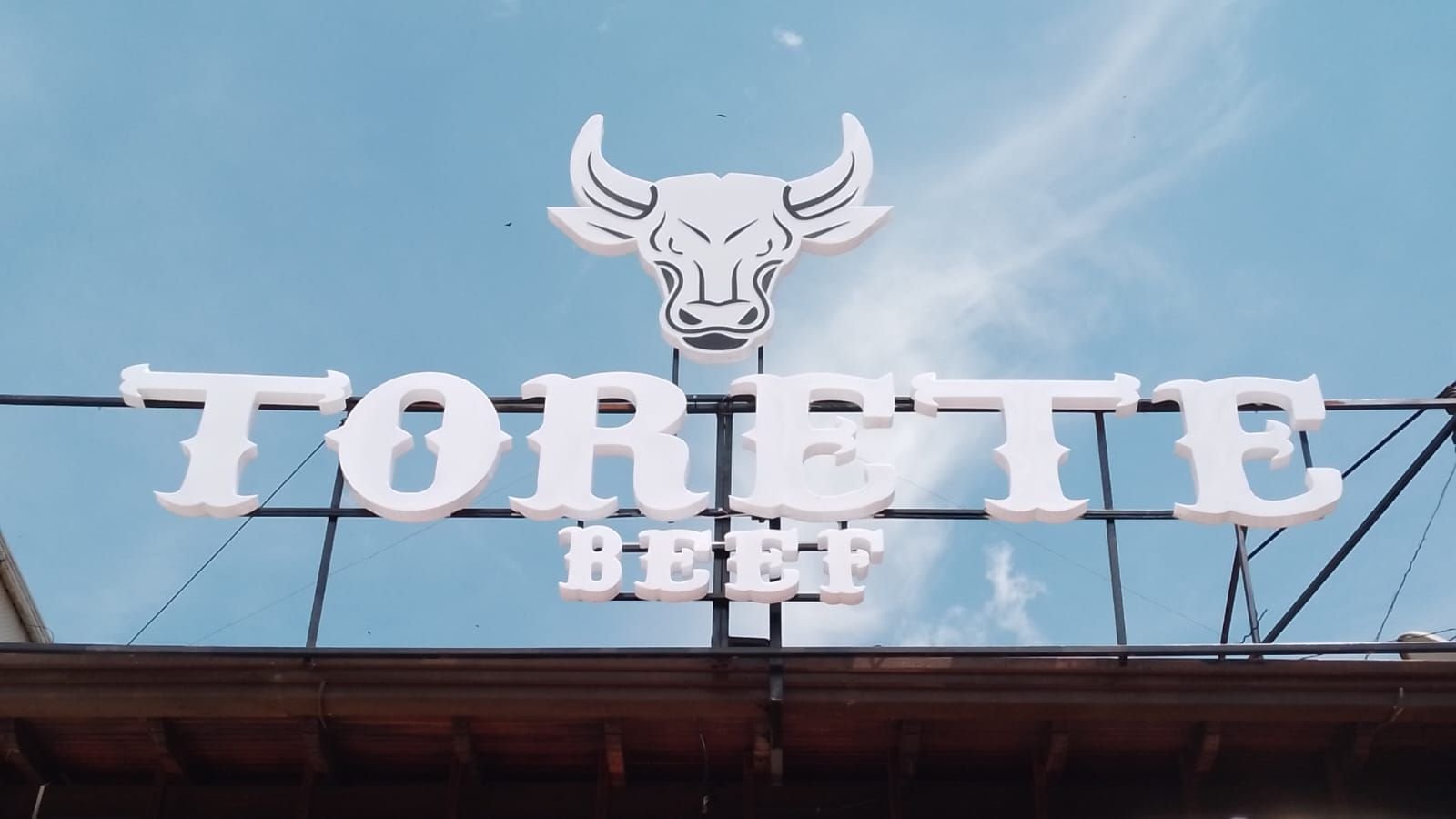 Fachada Torete Beef en Girón