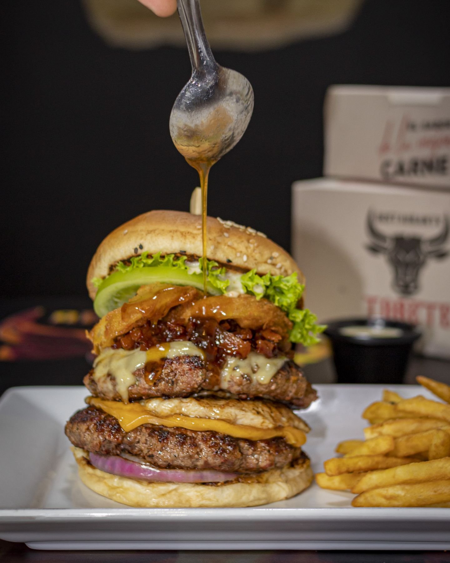 Hamburguesa con salsa
